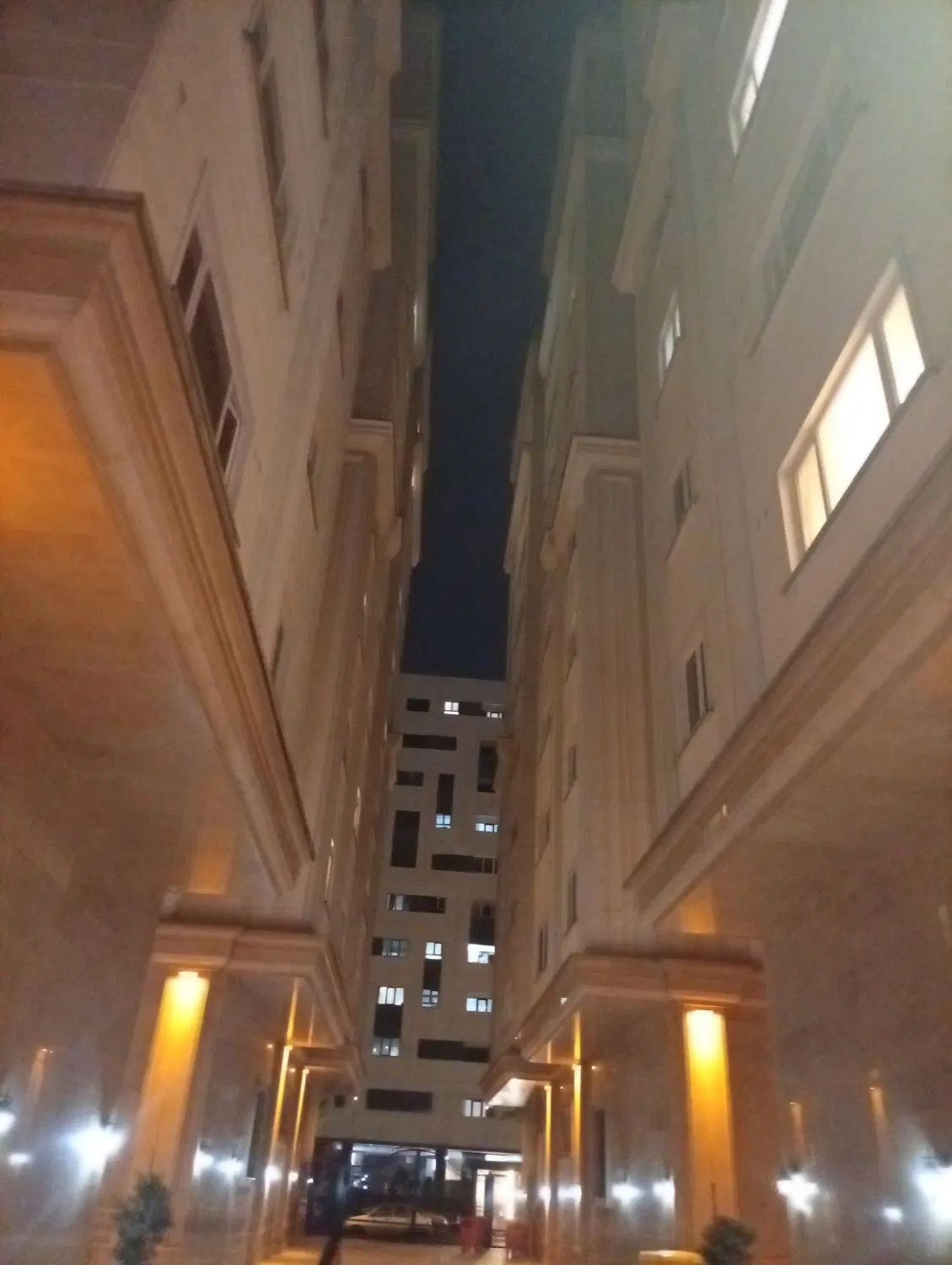 ۱۰۰ متر / دو خواب/ برج مجلل / طبقات بالا|فروش آپارتمان|تهران, ارم|دیوار