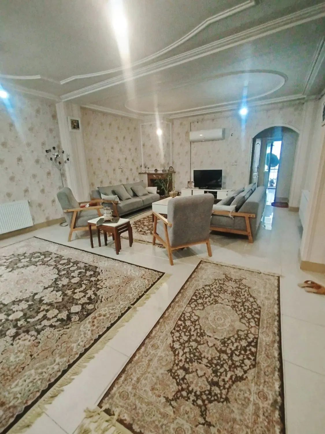 آپارتمان 103متر خیابان خرمشهر(فروش فوری)|فروش آپارتمان|لاهیجان, شقایق|دیوار