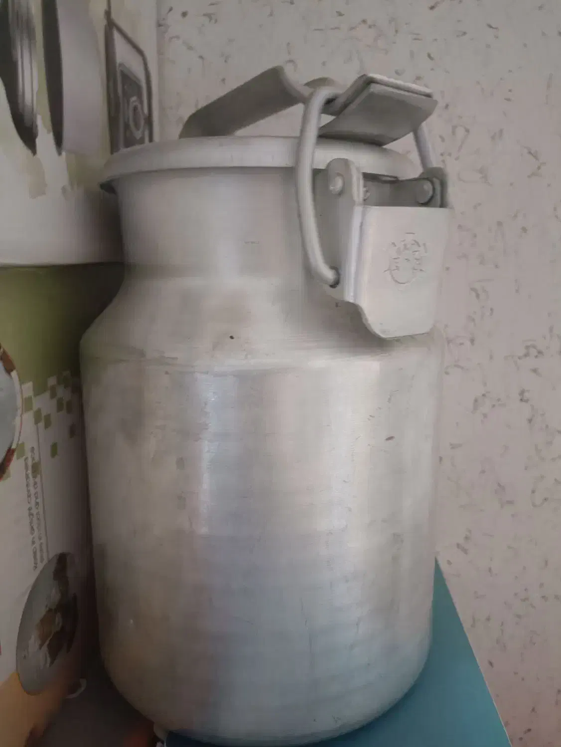 ظرف روغن|ظروف نگهدارنده، پلاستیکی، یکبارمصرف|سنندج, |دیوار