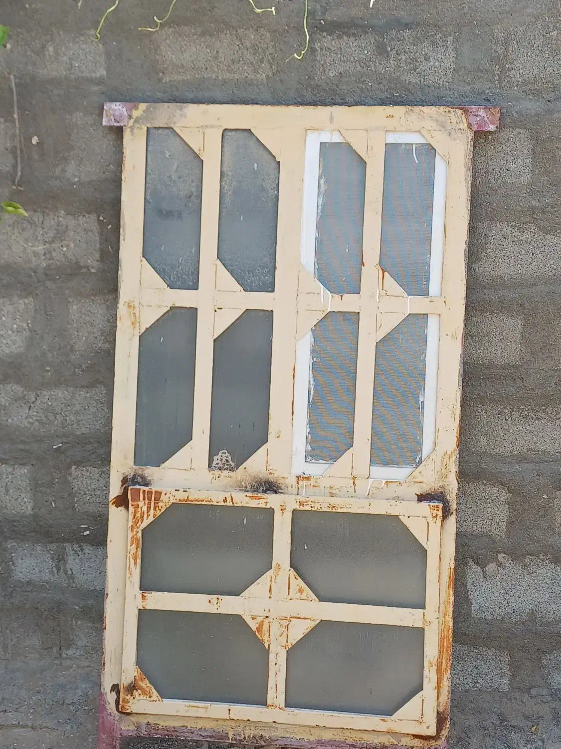 پنجره|مصالح و تجهیزات ساختمان|چغادک, |دیوار