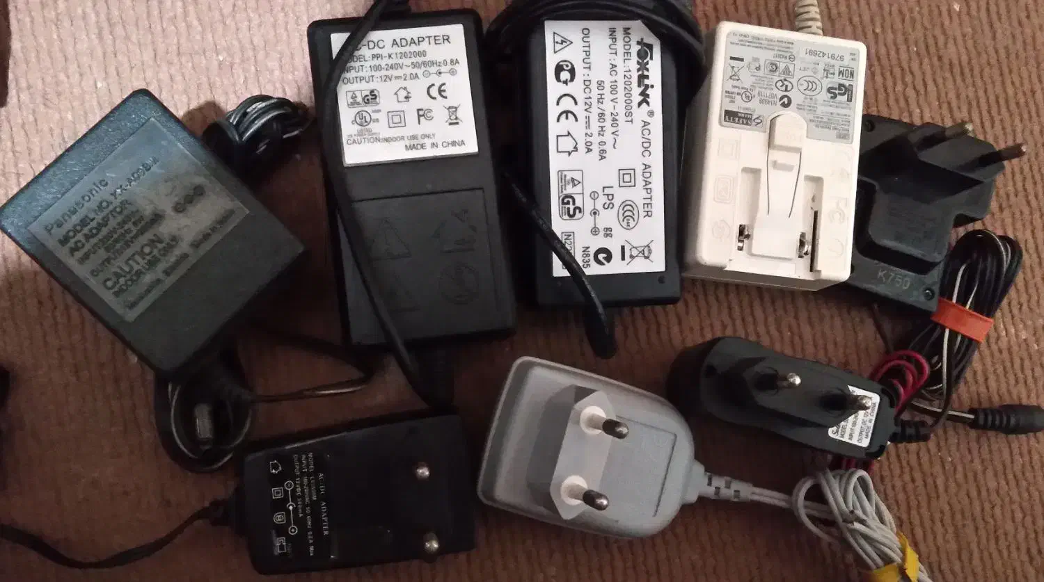 آداپتور  AC  DC|قطعات و لوازم جانبی رایانه|قم, ولیعصر|دیوار