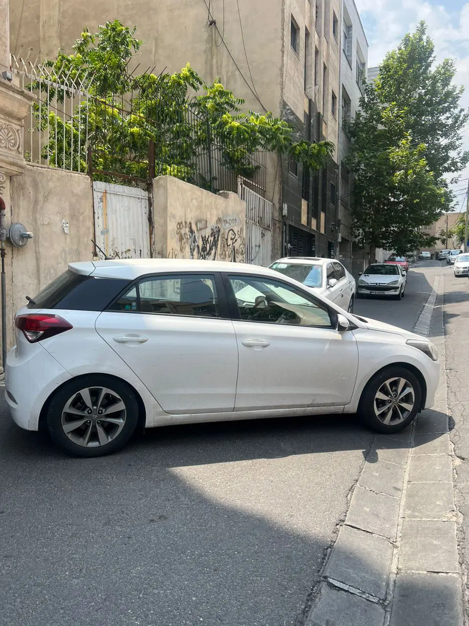 i20|خودرو سواری و وانت|تهران, پاسداران|دیوار