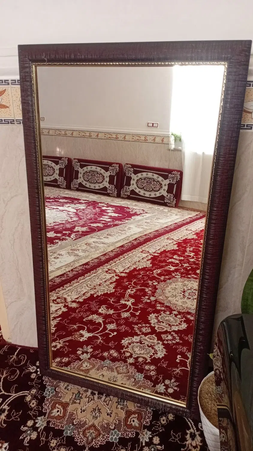 آینه|آینه|قروه, |دیوار