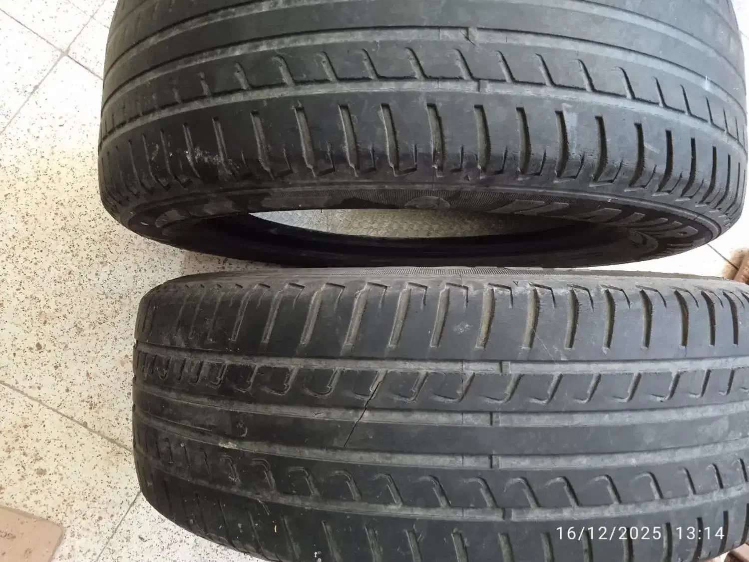 لاستیک205|قطعات یدکی و لوازم جانبی|رشت, شهرک صبا|دیوار