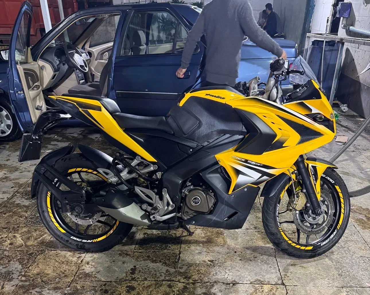 Rs 200 96|موتورسیکلت|تهران, تهرانپارس جنوبی|دیوار