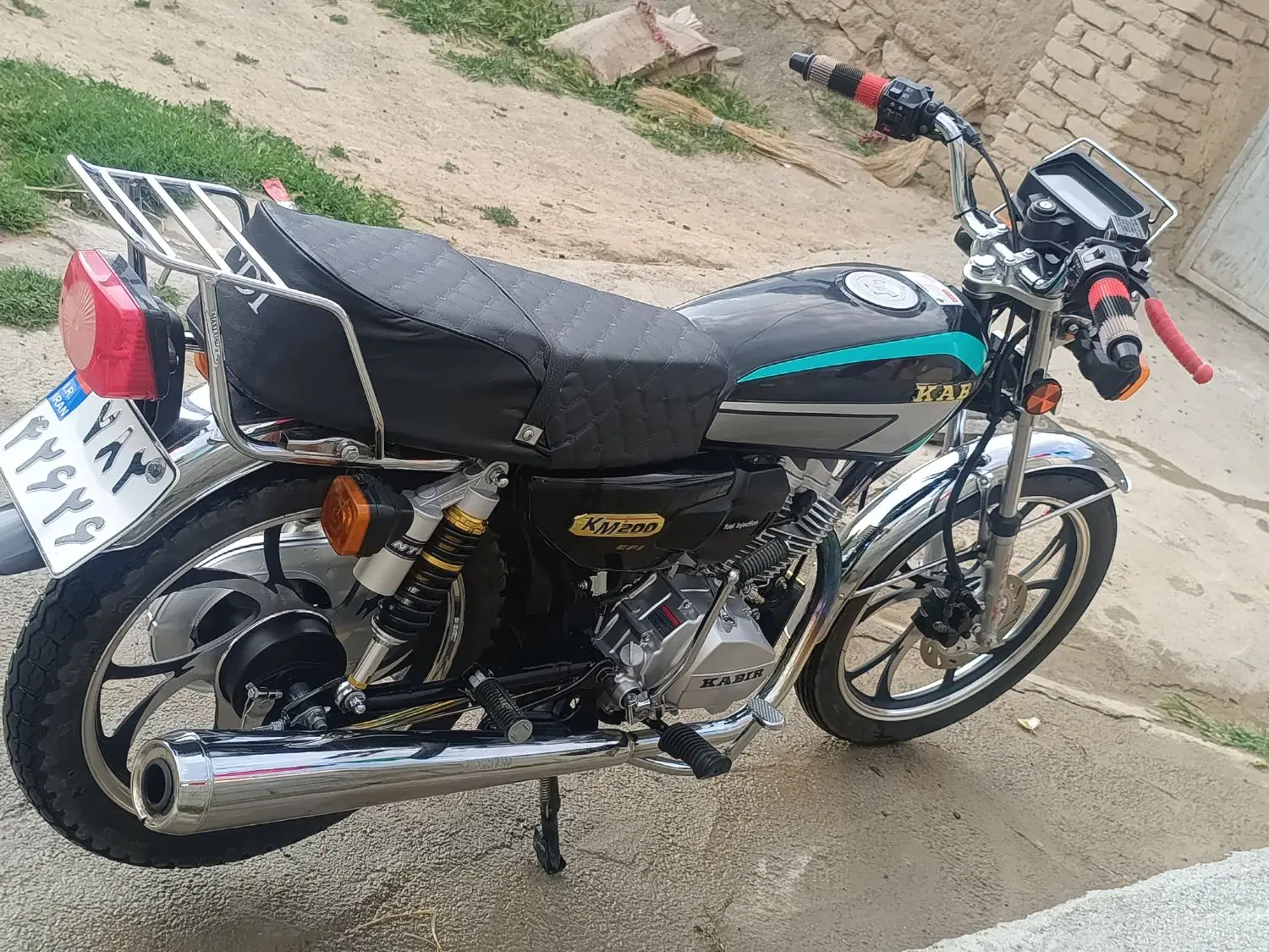 کبیر 200ss|موتورسیکلت|فاروج, |دیوار