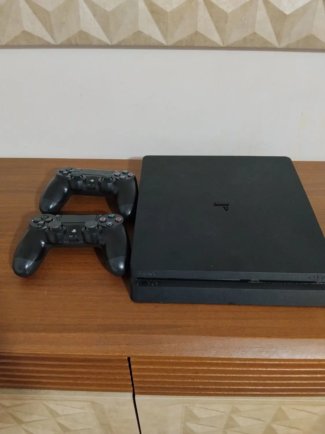 ps4slim 1tra|کنسول، بازی ویدئویی و آنلاین|پرند, فاز ۶|دیوار
