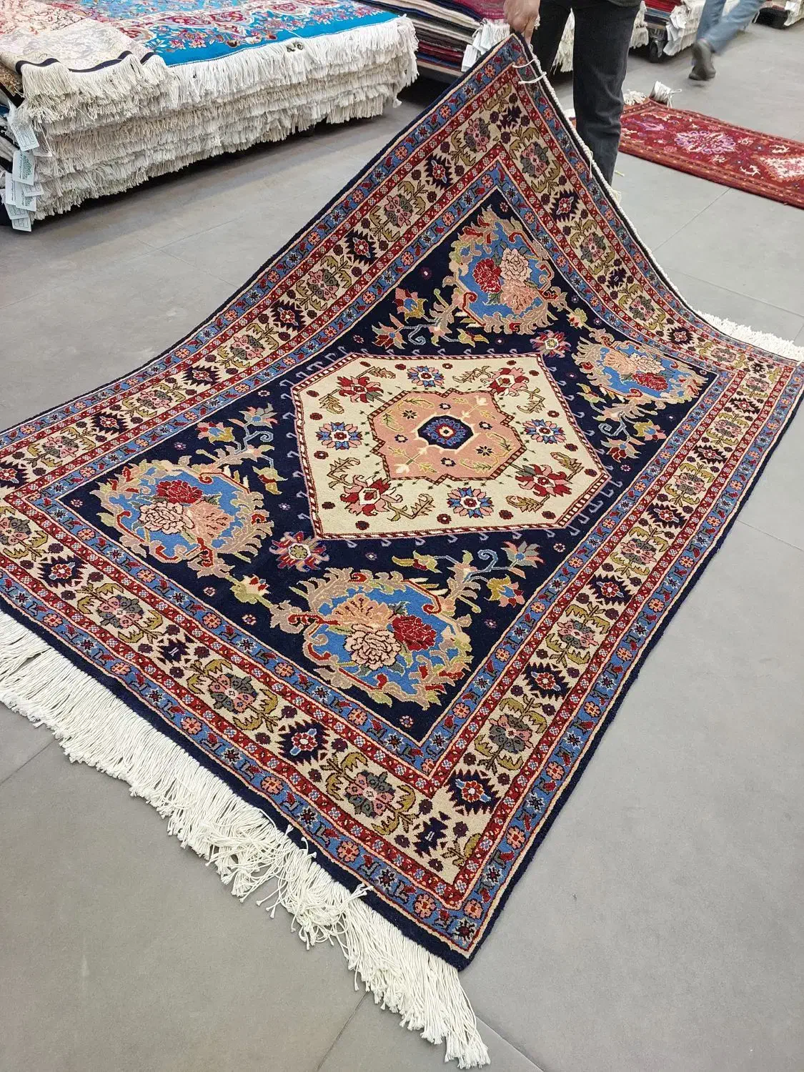 فرش دستباف هریس ۴۰ رج ۳ متری زیبا اردبیل|فرش|مشکین‌دشت, |دیوار