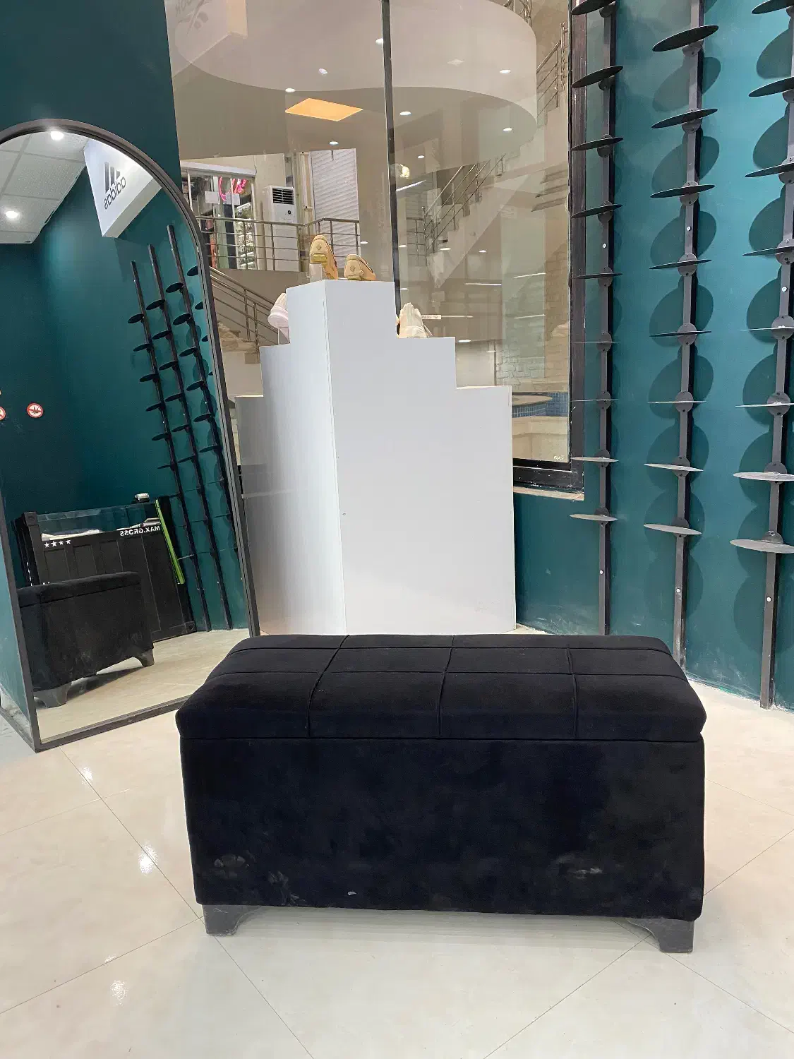 پاف|صندلی و نیمکت|ایلام, |دیوار