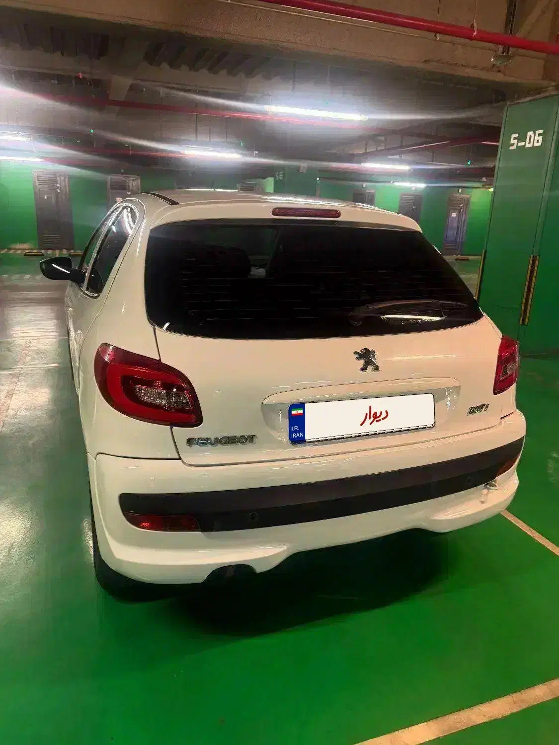 207 دنده|خودرو سواری و وانت|تهران, فردوسی|دیوار