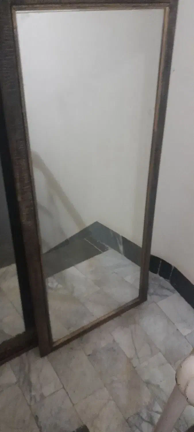 صندلی|آینه|زاهدان, |دیوار