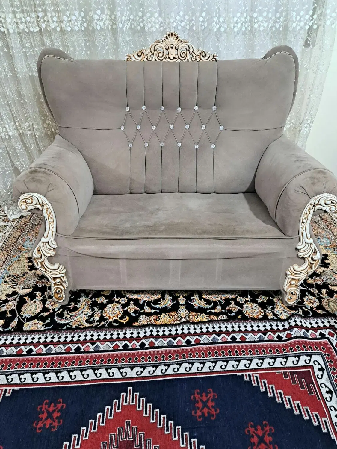 مبل ۶نفره|مبلمان خانگی و میز عسلی|اهواز, کمپلو شمالی|دیوار