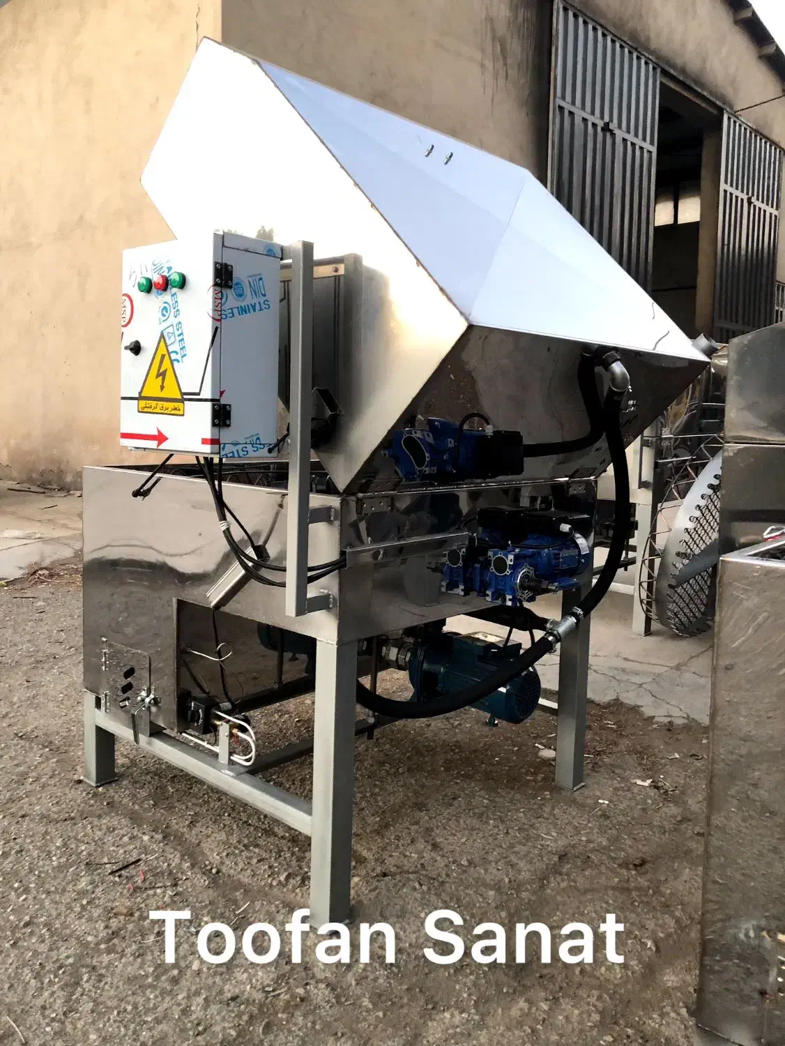 دستگاه قطعه شویی کوچک با بدنه استیل|ماشین‌آلات صنعتی|بیرجند, |دیوار