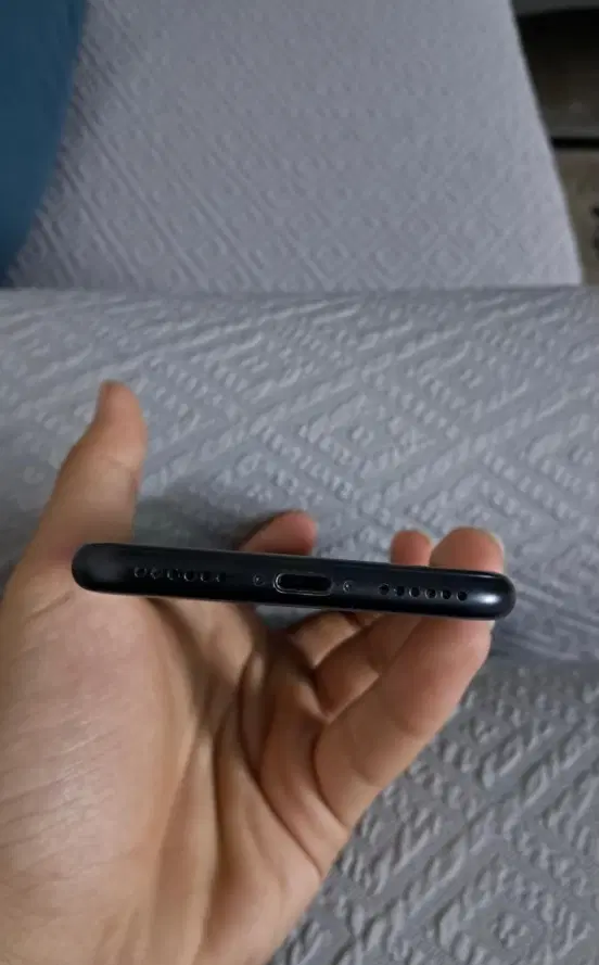 iPhone SE 2020|موبایل|تهران, تهرانپارس غربی|دیوار