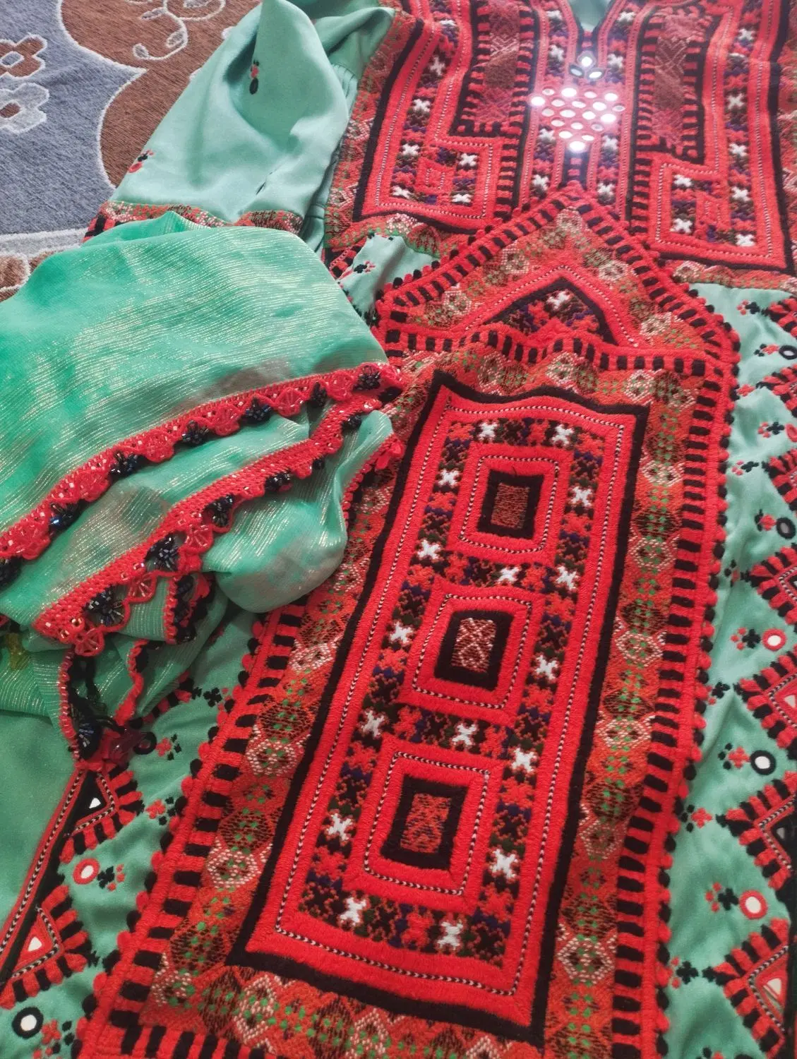 لباس|لباس|سراوان, |دیوار