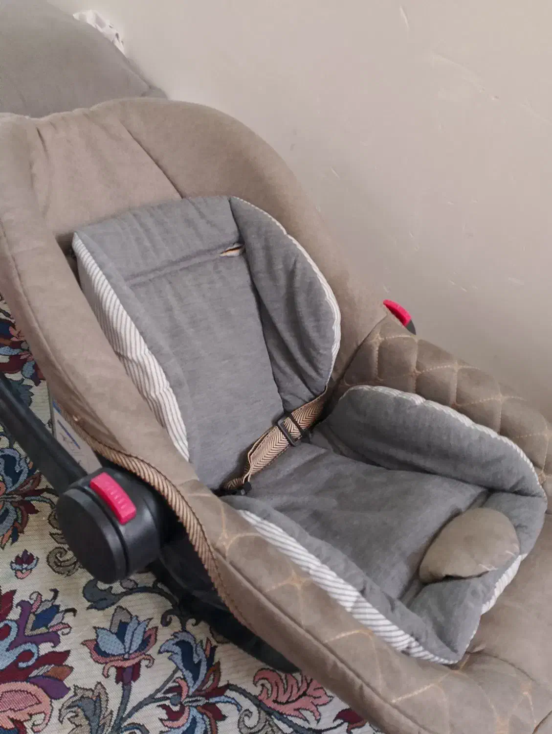 کریر|کالسکه و لوازم جانبی|مشهد, طبرسی شمالی|دیوار