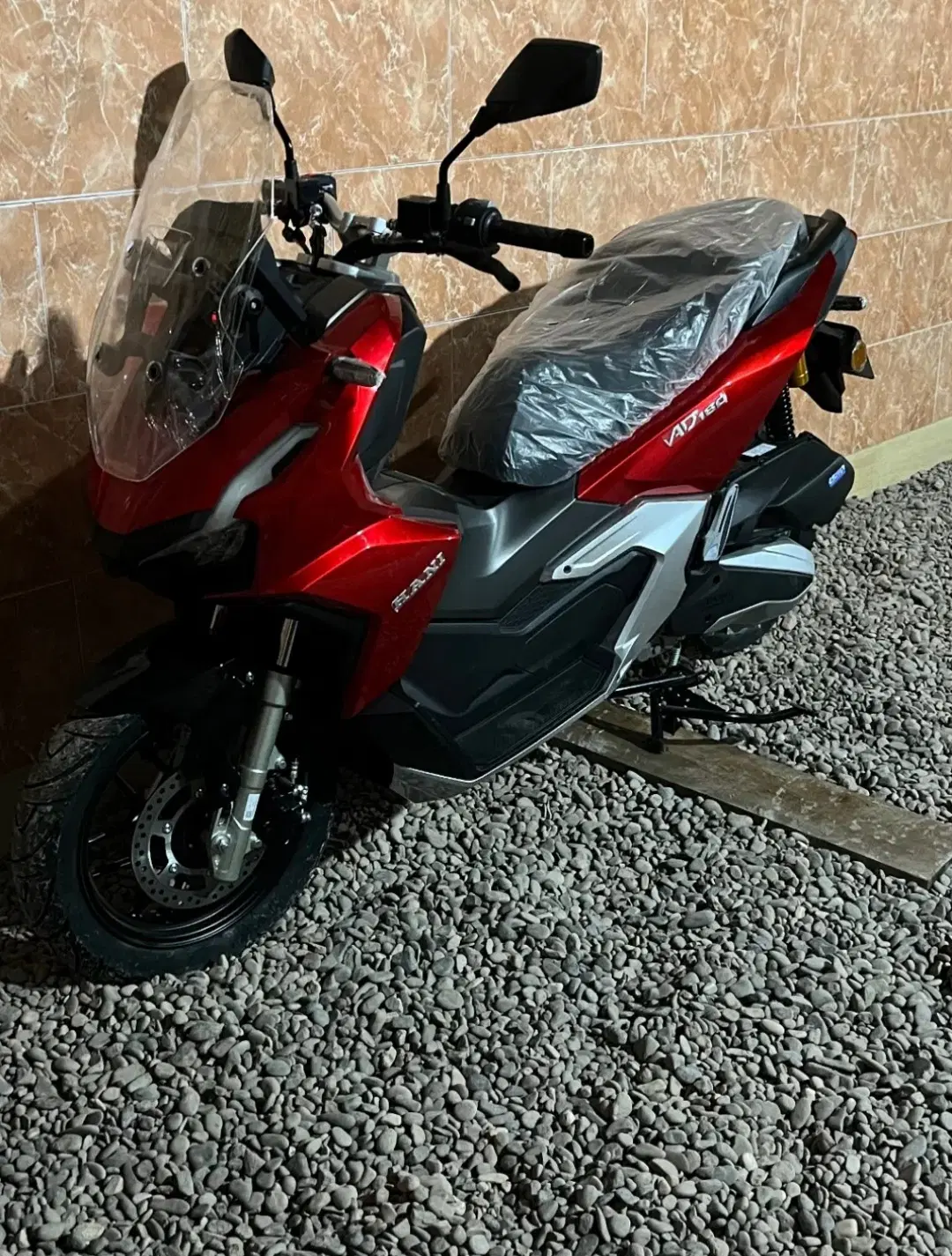 موتور ADV180|موتورسیکلت|خشکبیجار, |دیوار