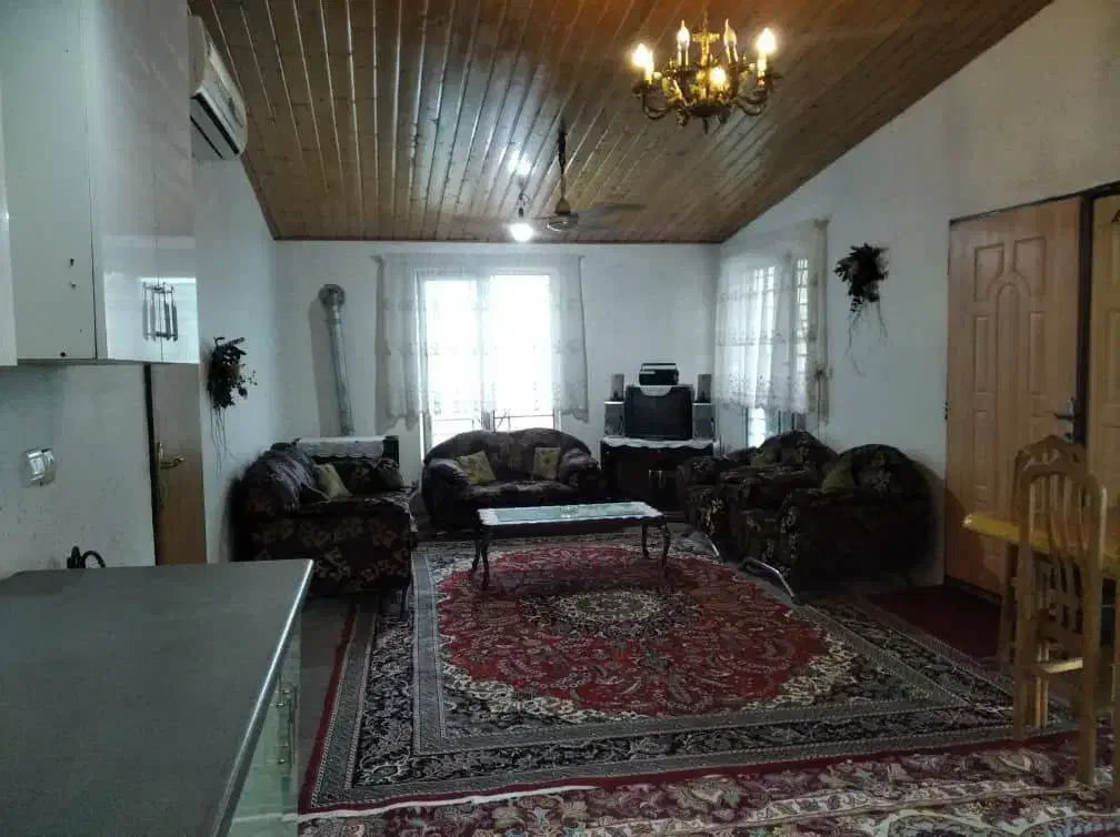 ویلا جنگلی|اجارهٔ کوتاهمدت ویلا و باغ|چمستان, |دیوار