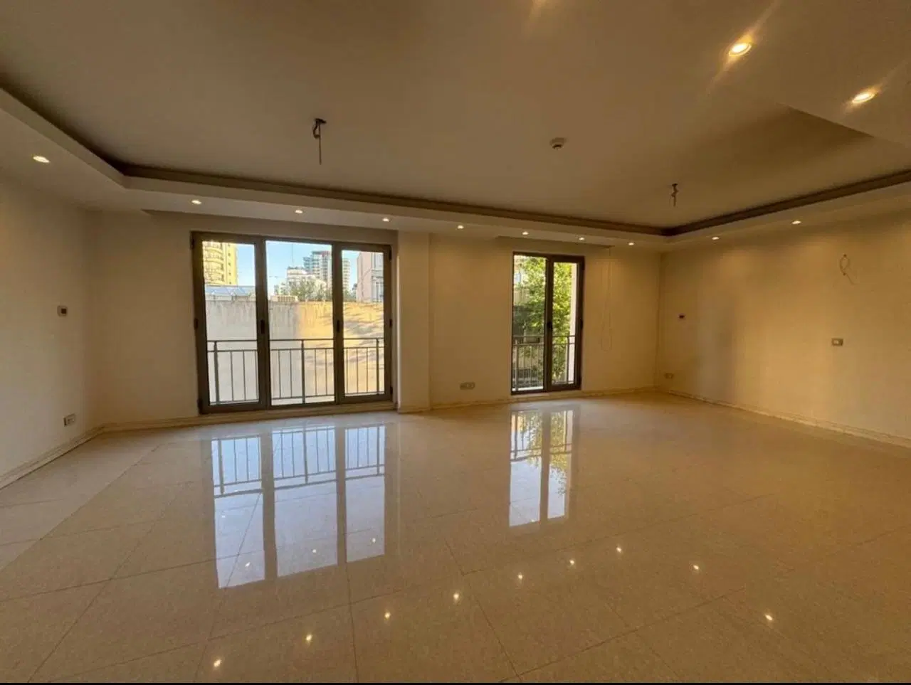فروش آپارتمان درتاپ لوکیشن زعفرانیه۱۶۰متر/۲پارکینگ - Ansicht 2