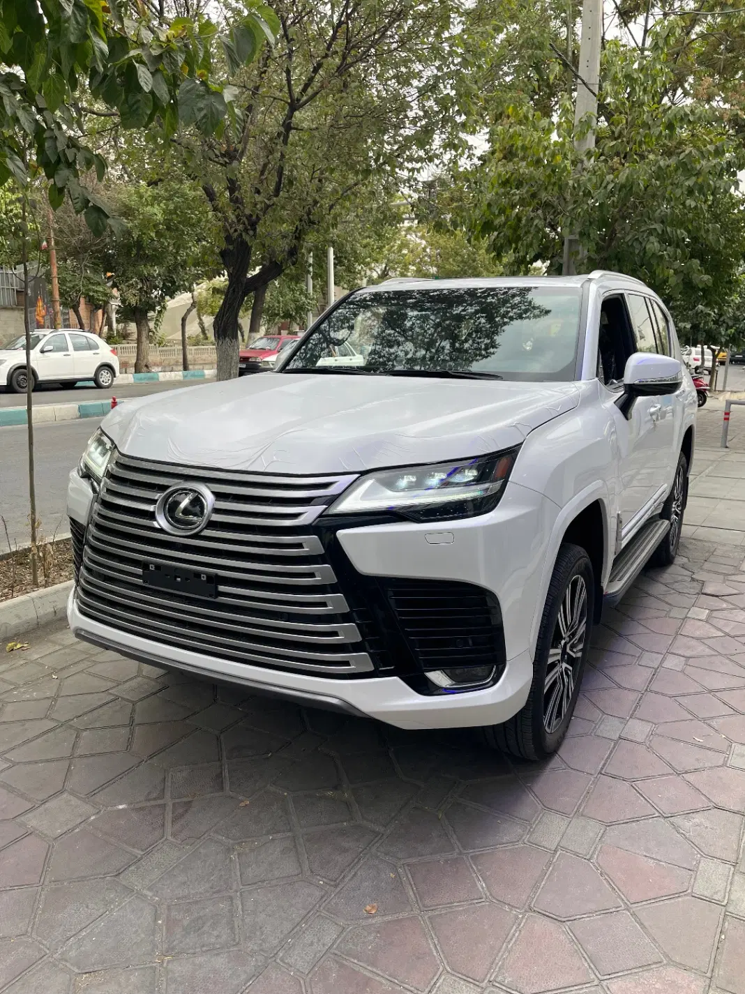 Lx 600 مدل ۲۰۲۶|خودرو سواری و وانت|تهران, حکمت|دیوار