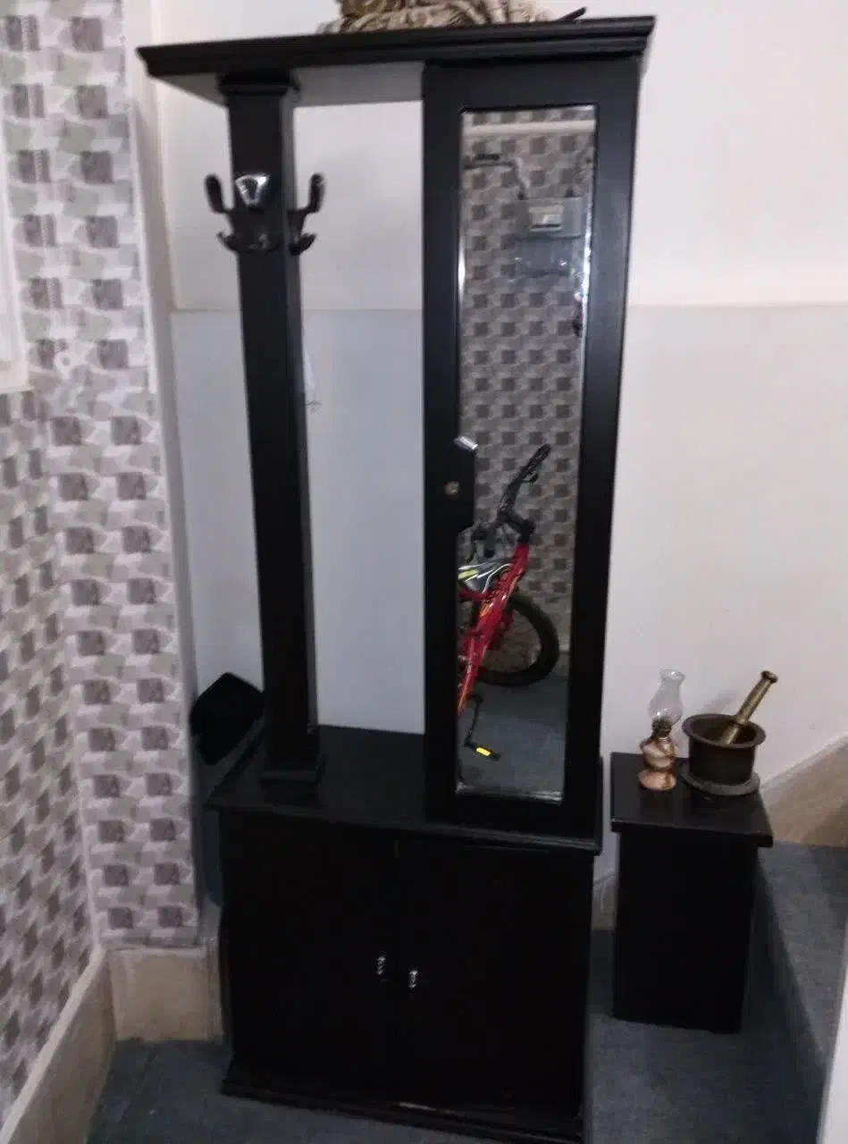 جاکفشی|جاکفشی، کمد، دراور|قم, هفت تیر|دیوار