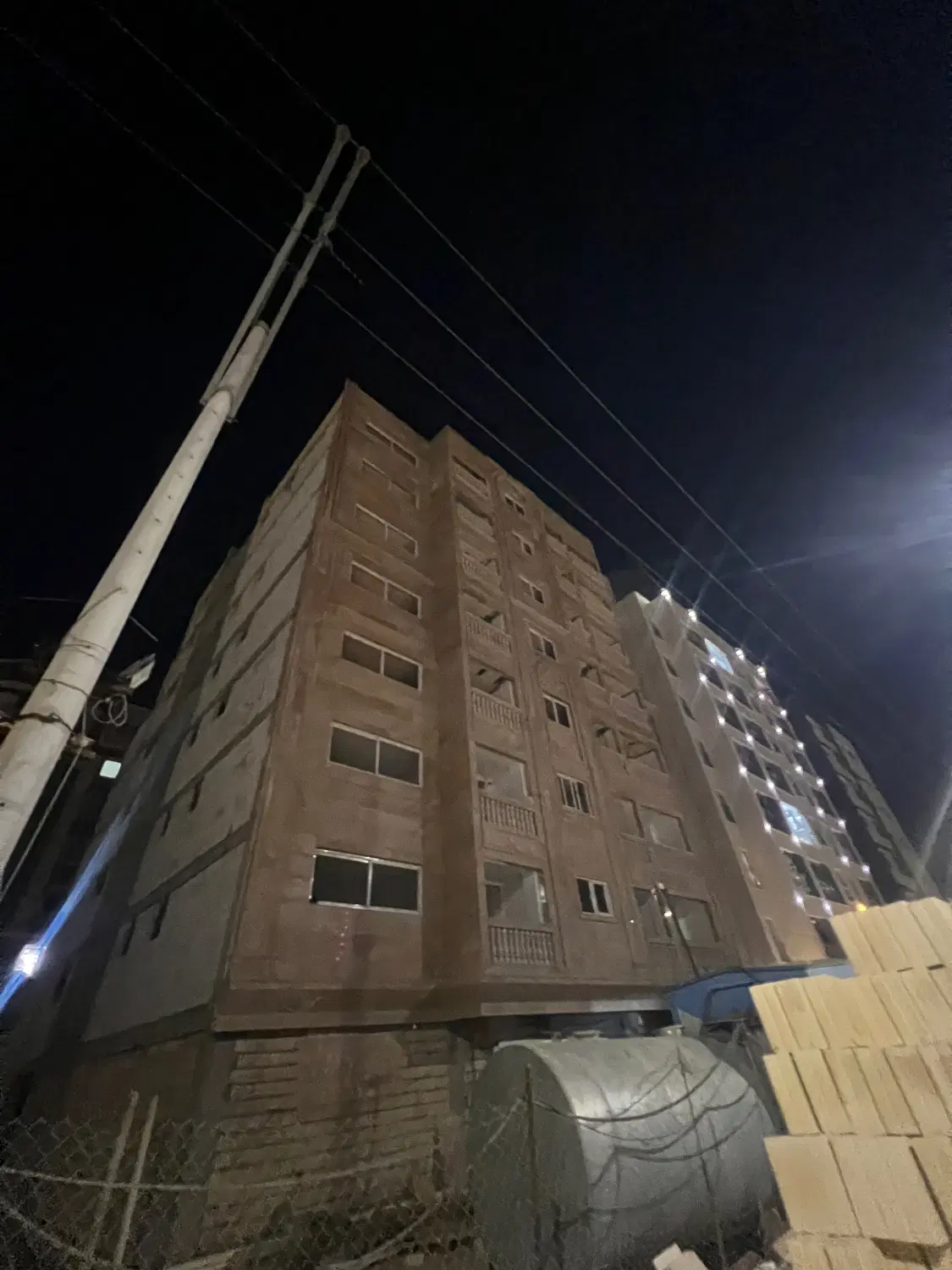 ۸۰متر/۲خواب/خانه کاگر/۹دی|فروش آپارتمان|شاهینشهر, خانه کارگر|دیوار