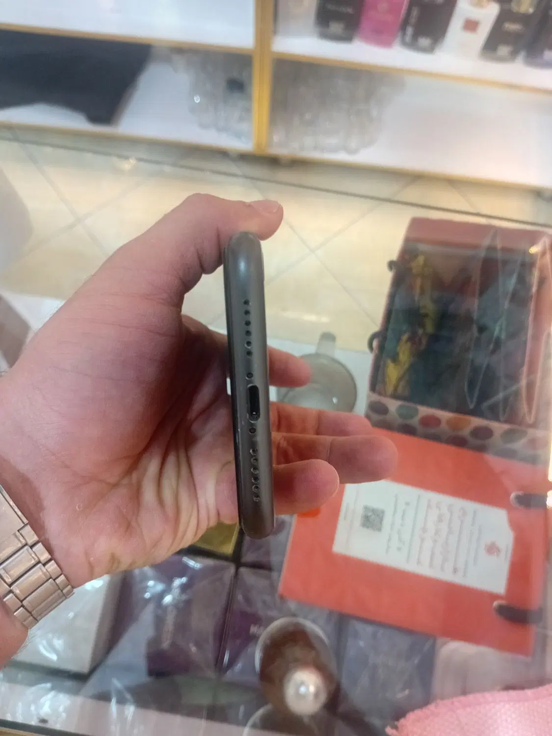 iphone 11 normal|موبایل|اصفهان, بوستان ناژوان|دیوار