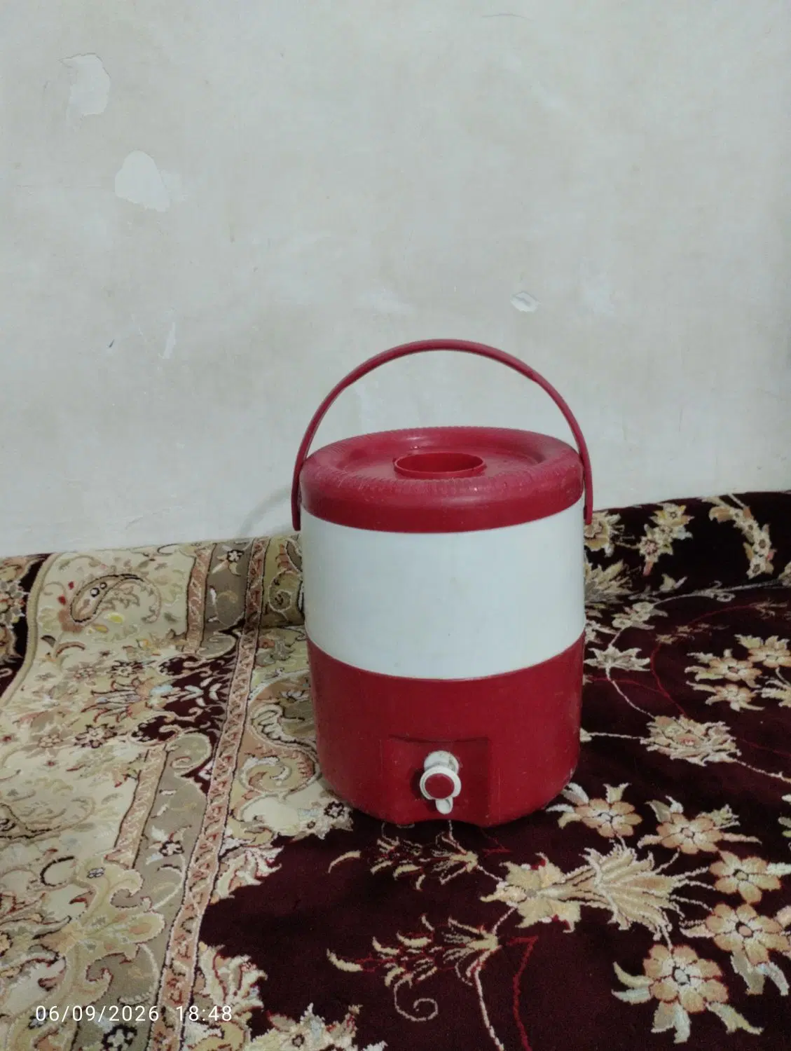 کلمن|ظروف نگهدارنده، پلاستیکی، یک‌بارمصرف|چناران, |دیوار