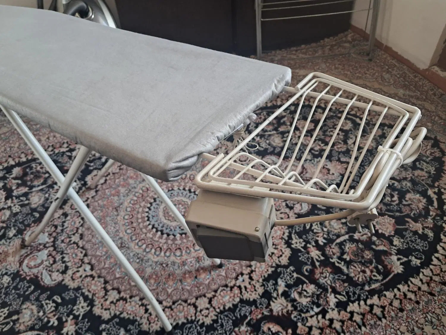 میز اتو|اتو و لوازم اتو|فردوسیه, |دیوار