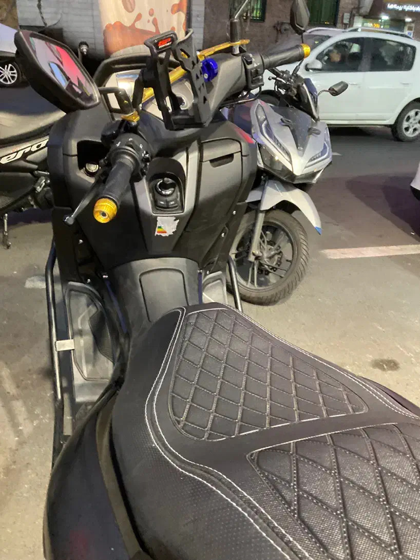 مدل403 کیلس  Nmax|موتورسیکلت|تهران, جمهوری|دیوار