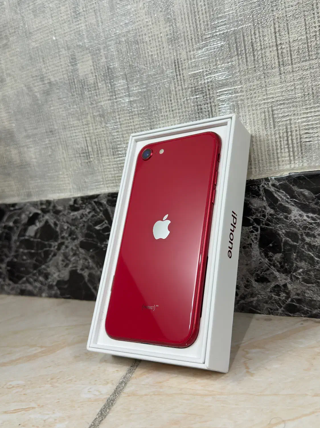 iphone SE 2020 256GB|موبایل|کرج, چهارصد دستگاه|دیوار