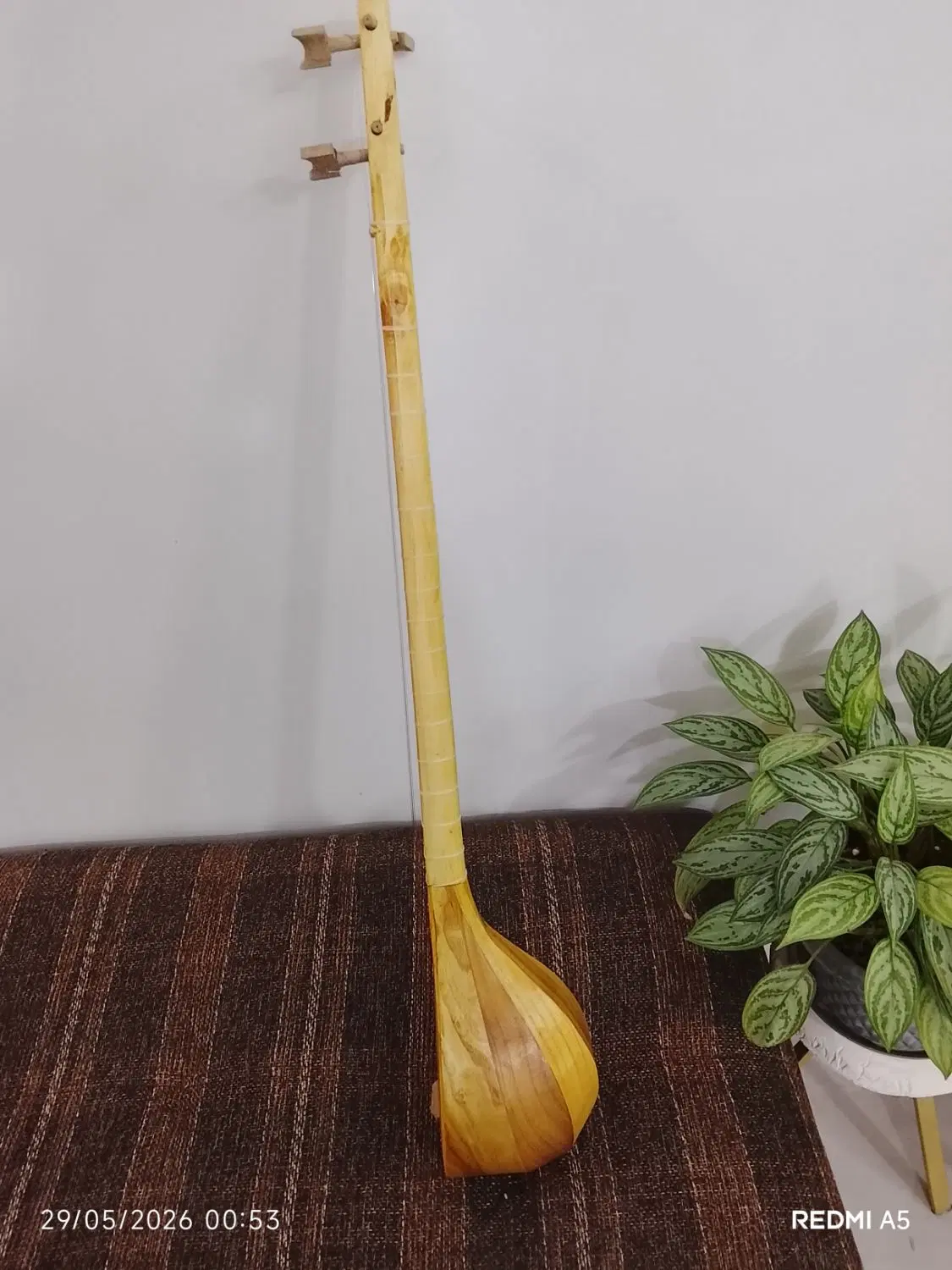 سه تار|سازهای سنتی|دزفول, |دیوار