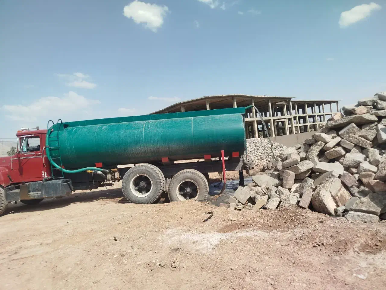 پخش آب عمیدی|خدمات حمل و نقل|صوفیان, |دیوار