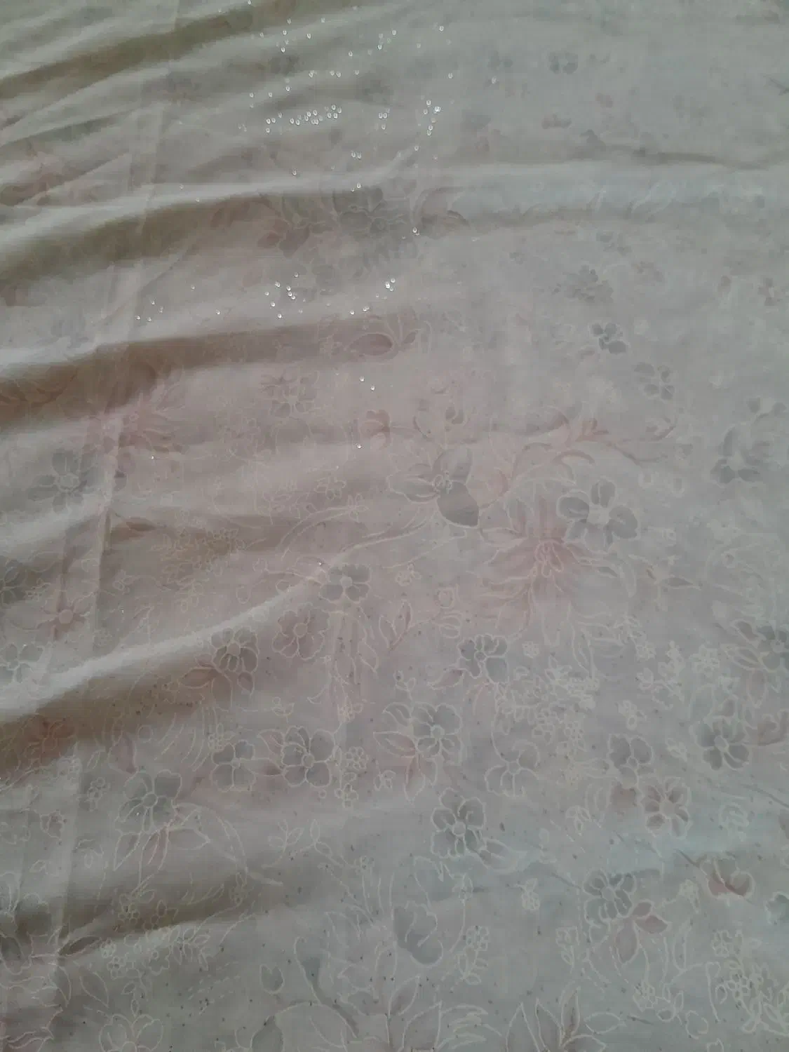 چادرسفید|لباس|بروجرد, |دیوار