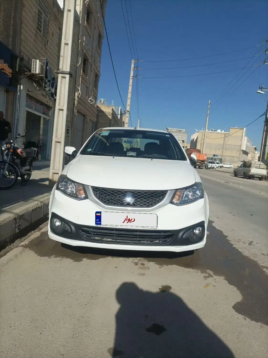 ساینا s|خودرو سواری و وانت|شیراز, کوشک میدان|دیوار