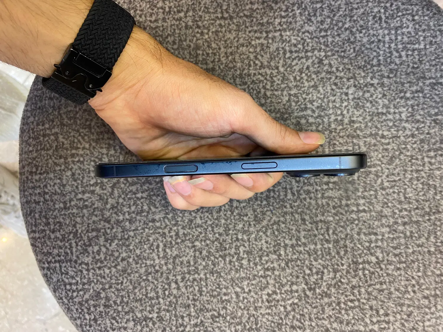 iPhone 16 normal|موبایل|مشهد, هفده شهریور|دیوار