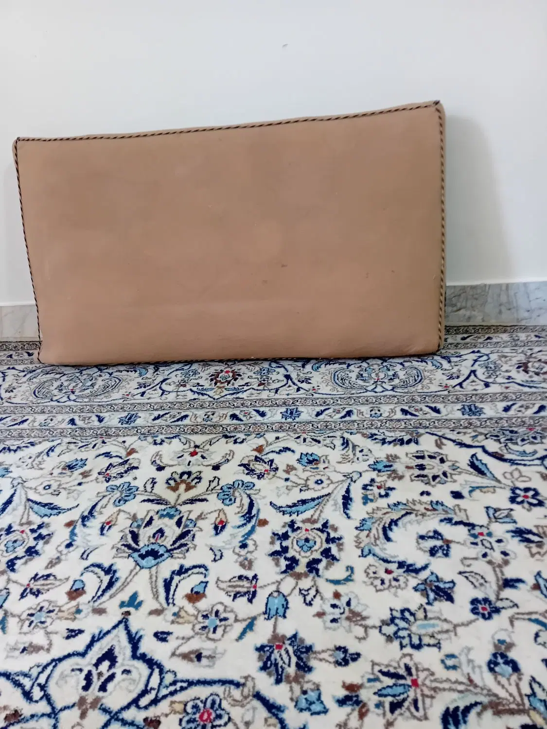 پشتی|پشتی|اصفهان, خانه اصفهان|دیوار