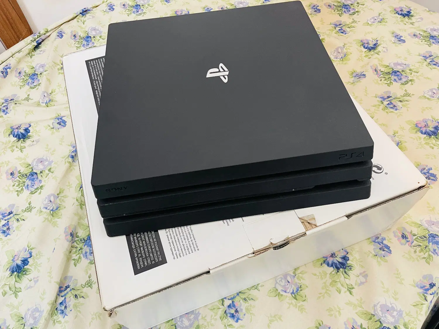 PS4 pro 1 tra 4k|کنسول، بازی ویدئویی و آنلاین|مشهد, هنرستان|دیوار