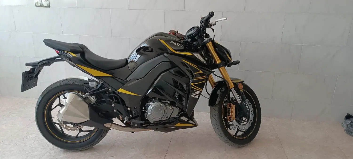 z1000|موتورسیکلت|نجفآباد, هفده شهریور|دیوار