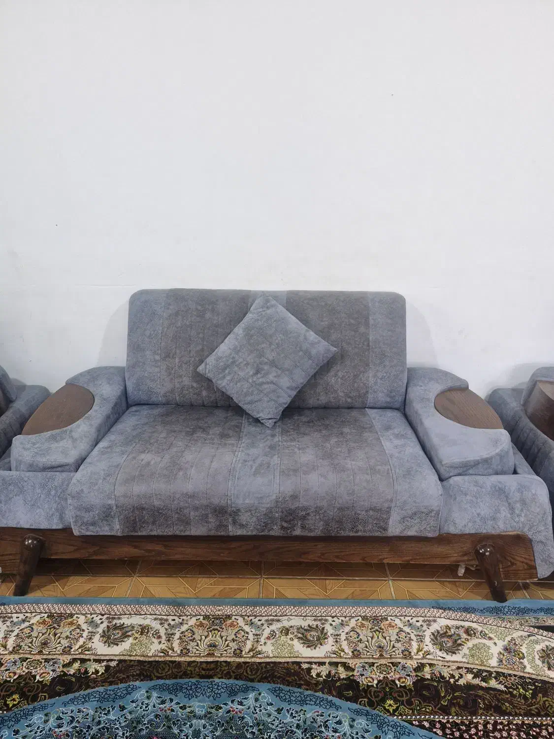 مبل|مبلمان خانگی و میز عسلی|رشت, فرزانه|دیوار