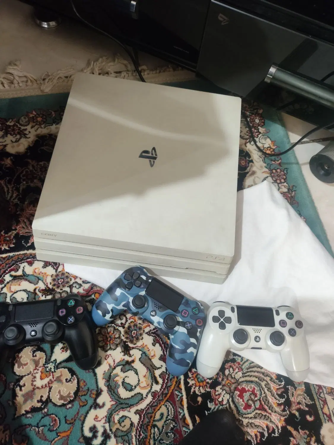 فروش ps4 pro|کنسول، بازی ویدئویی و آنلاین|گرگان, |دیوار