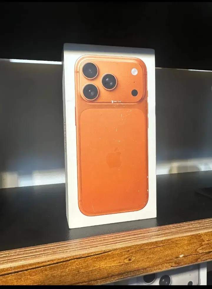 17 pro Max not active|موبایل|لار, |دیوار