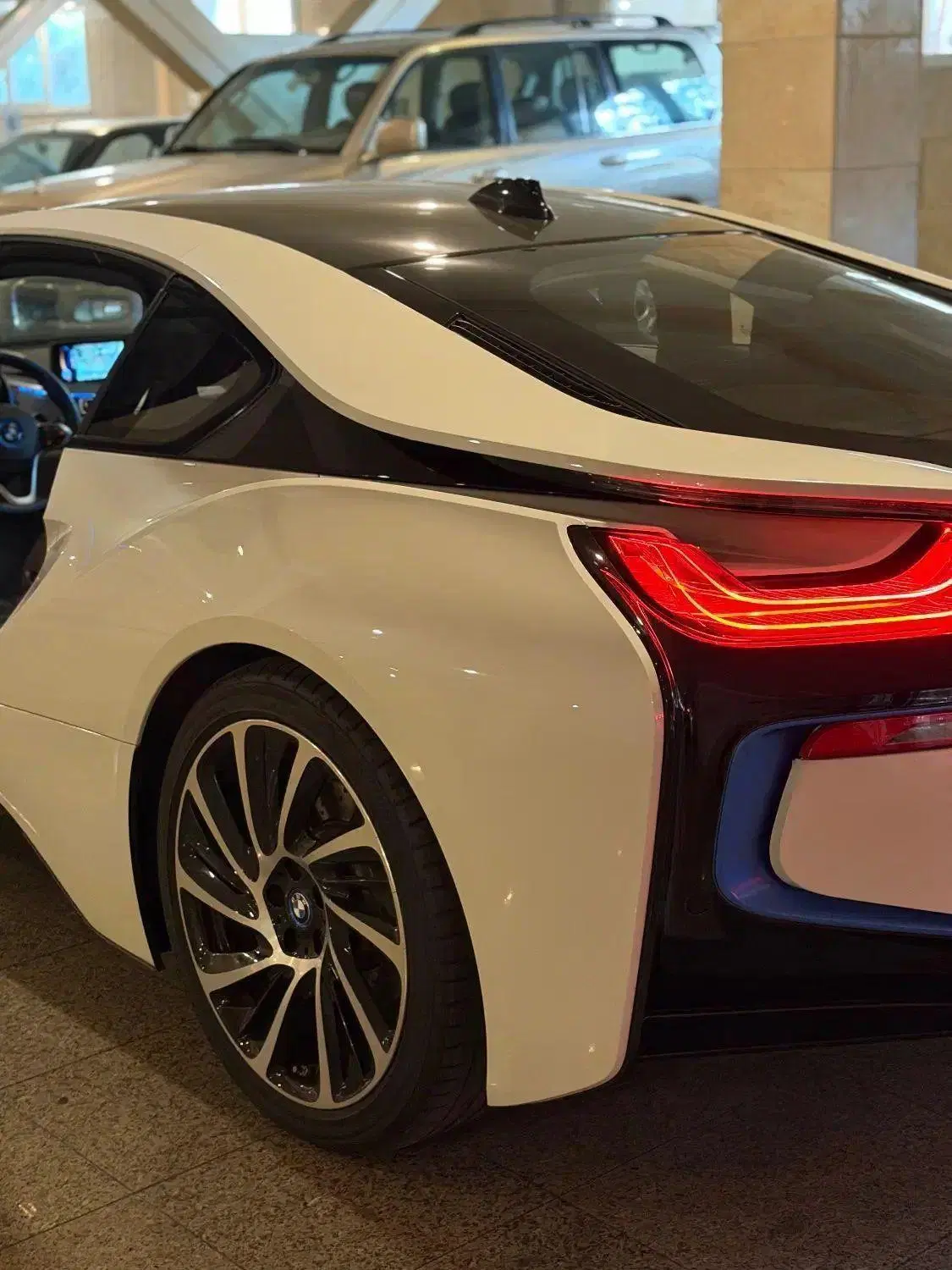 BMW i8|خودرو سواری و وانت|تهران, ولنجک|دیوار