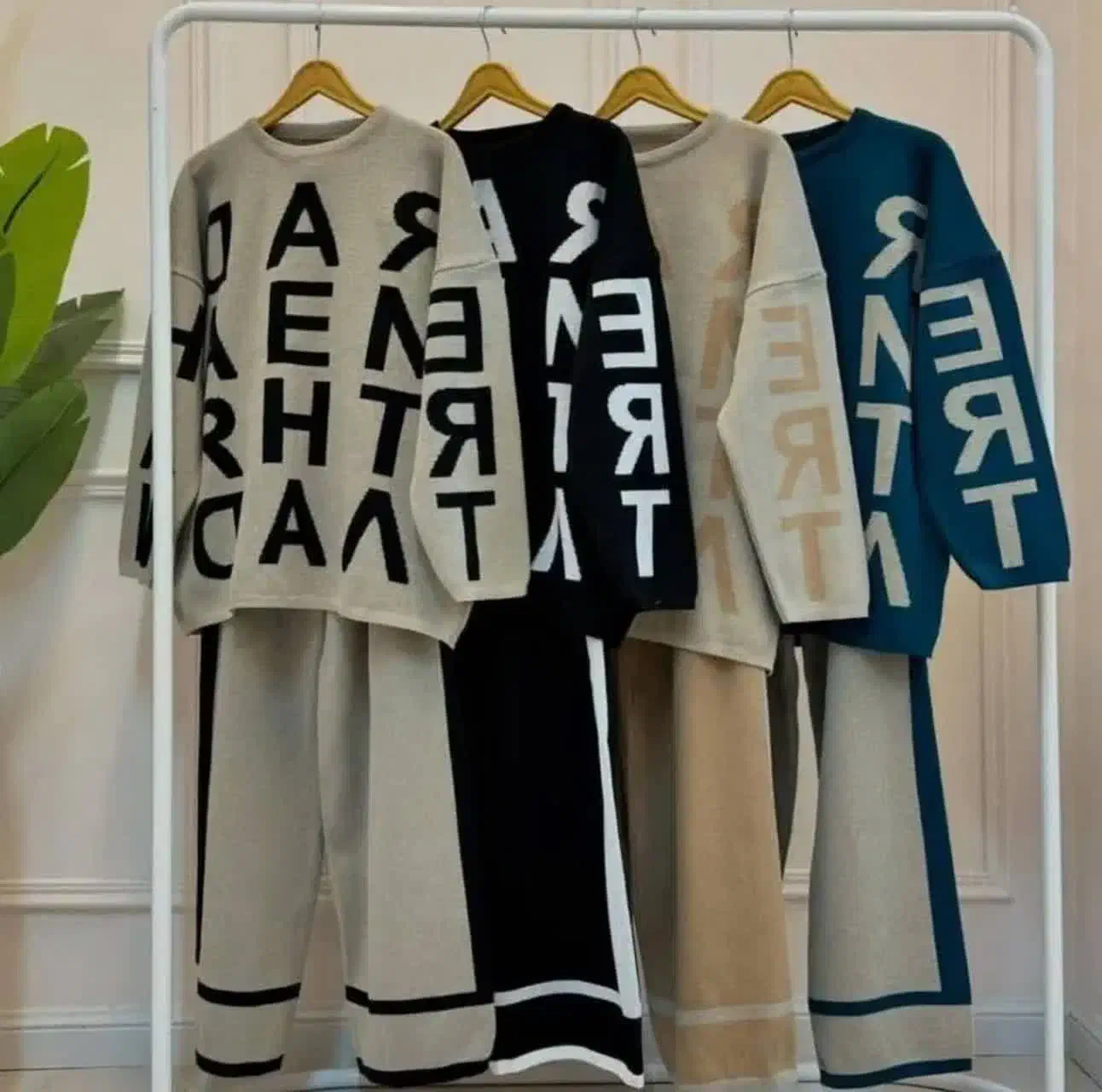 اگهی رو چک کنید|لباس|دورود, |دیوار