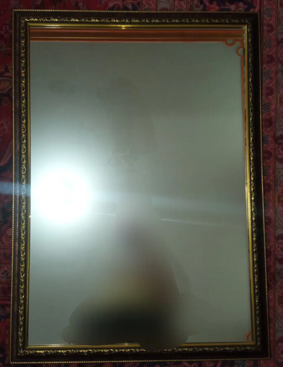 اینه|آینه|شاهین دژ, |دیوار