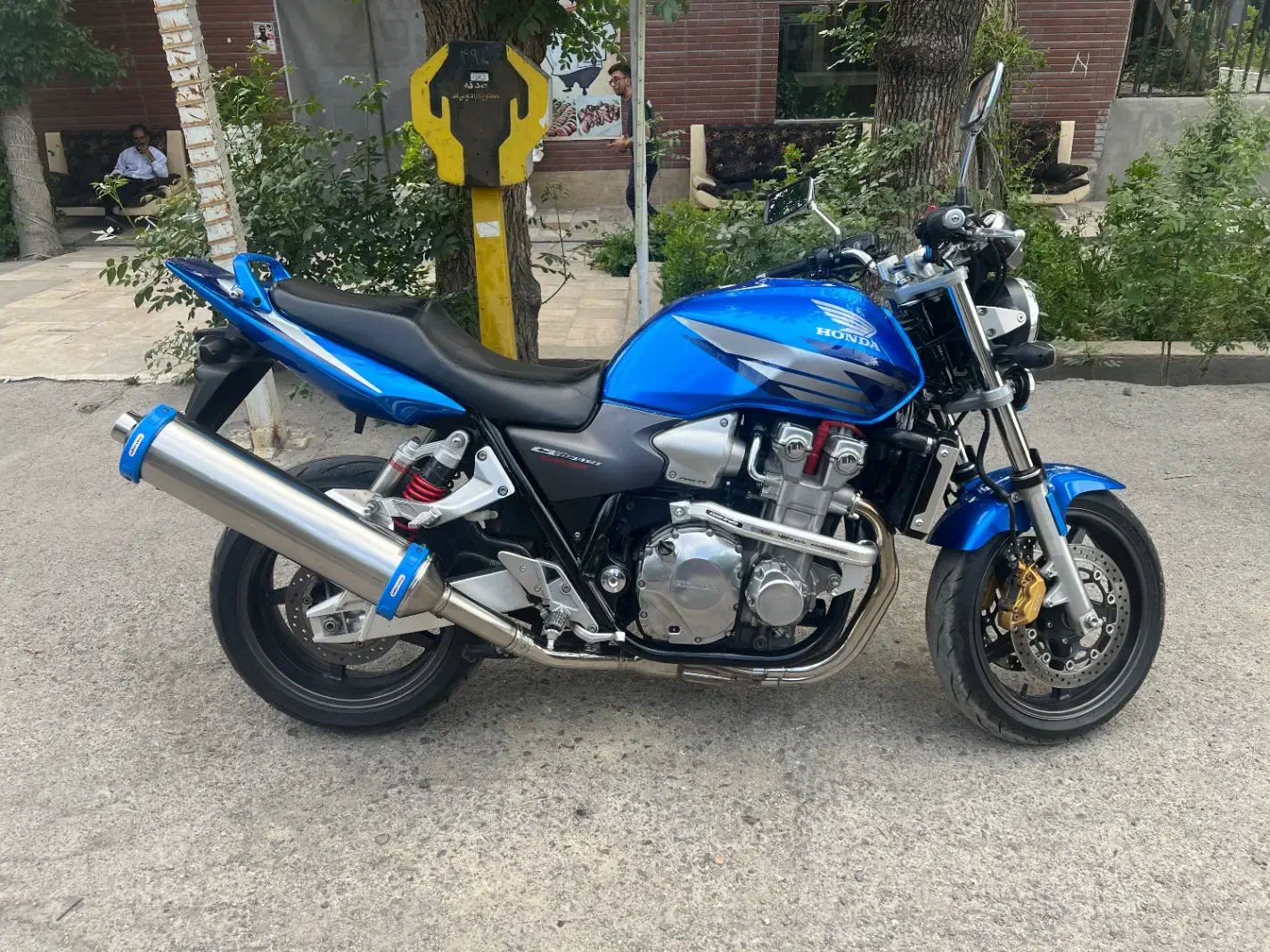 سیبی۱۳۰۰cb1300|موتورسیکلت|تهران, منیریه|دیوار