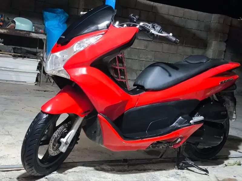 pcx150|موتورسیکلت|شیراز, ملاصدرا|دیوار