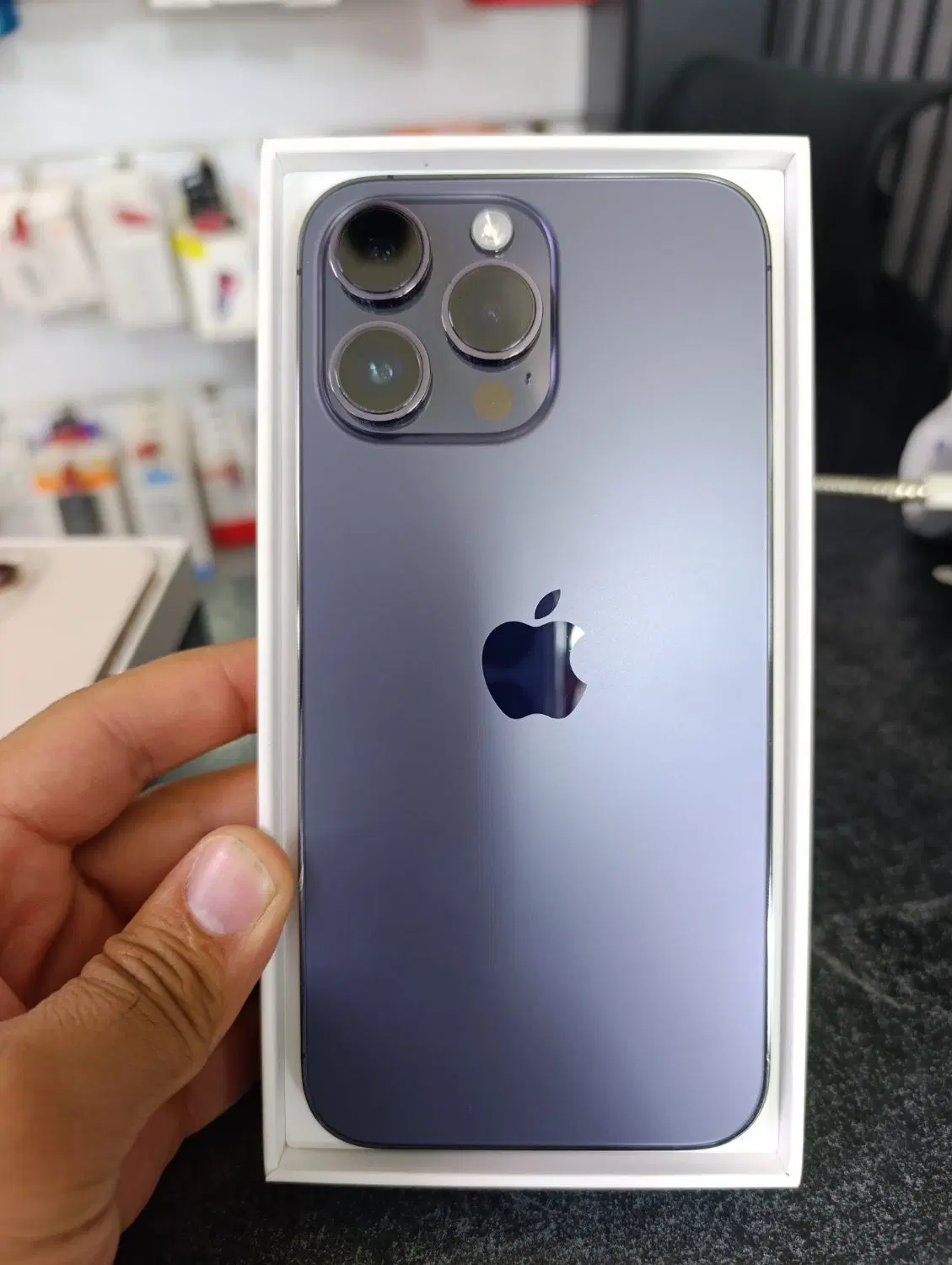 14 pro max|موبایل|اندیشه, اندیشه فاز ۱|دیوار