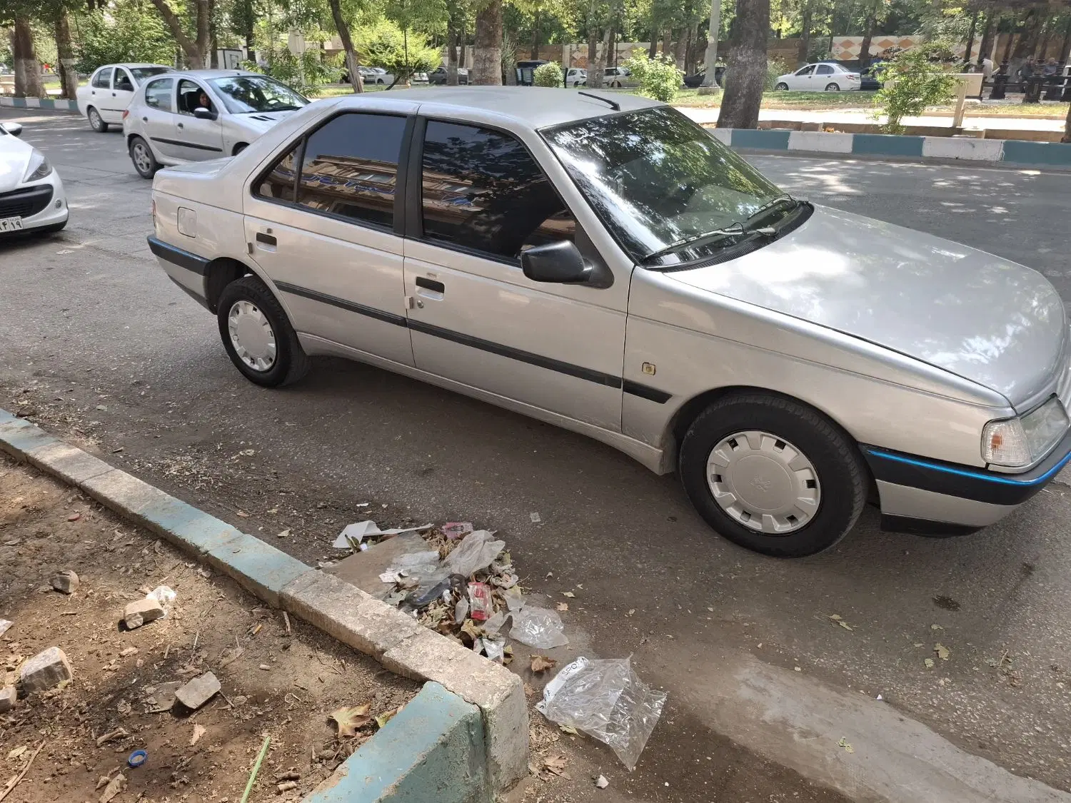 405|خودرو سواری و وانت|کرمانشاه, |دیوار