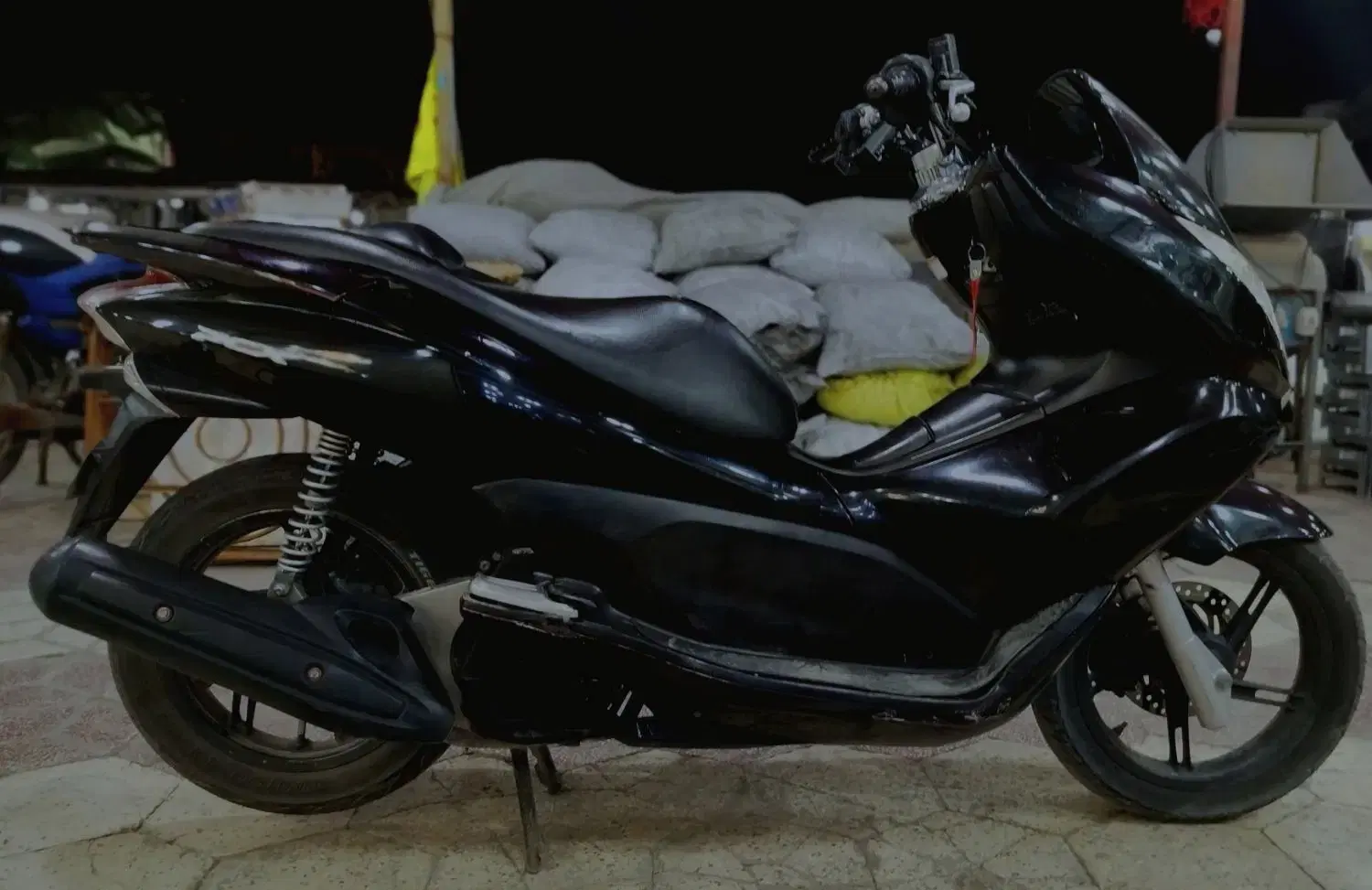PCX.125.2012|موتورسیکلت|بندر گناوه, |دیوار